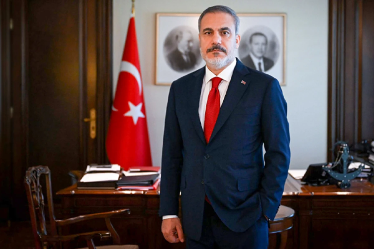 [[Hakan Fidan:]] "Rusiya və Ukrayna sülh və dağıntı arasında seçim edəcək"