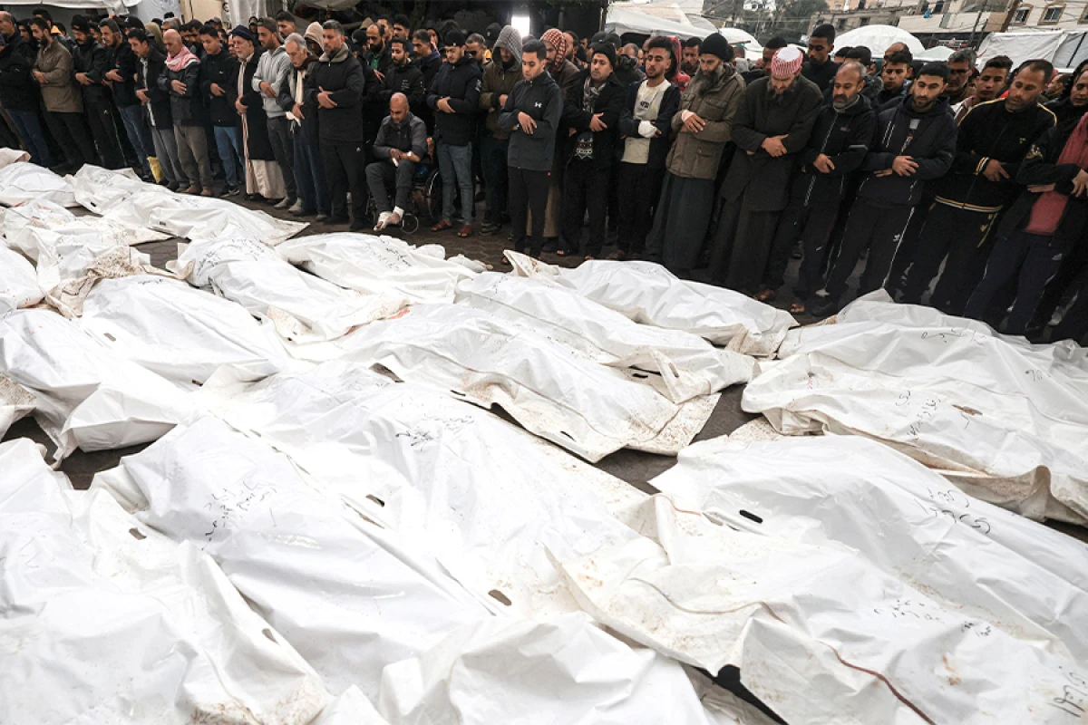 Qəzzada [[72 nəfər ölüb, 211 nəfər yaralanıb]]