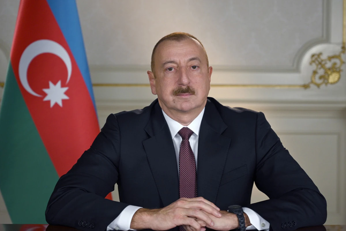 Macarıstanın Prezidenti [[İlham Əliyevi təbrik etdi]]