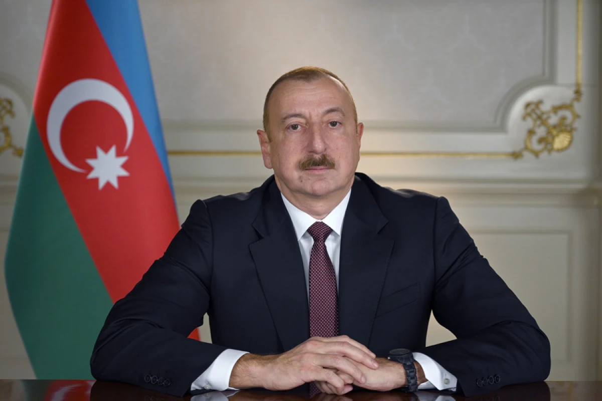 [[İlham Əliyev]] Birləşmiş Ərəb Əmirliklərinin Prezidentinə zəng etdi