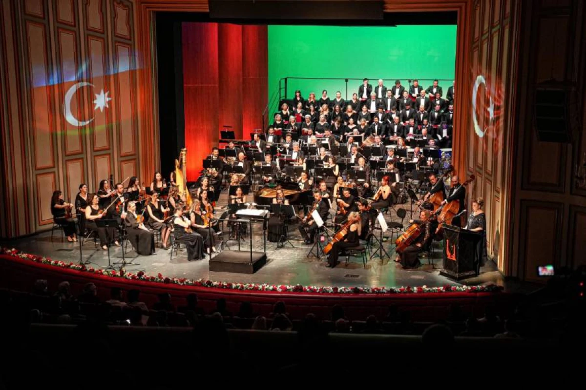Ankarada Üzeyir Hacıbəylinin 140 illiyi münasibətilə konsert keçirildi