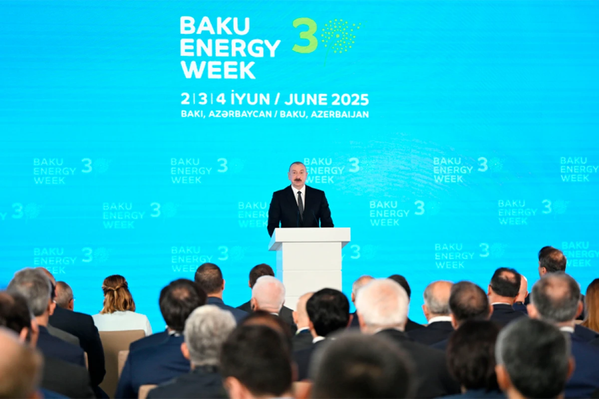 [[Prezident:]] “Bakı Enerji Həftəsi” artıq yeni yanaşmaların və beynəlxalq enerji dialoqunun formalaşdığı nüfuzlu forum kimi tanınır