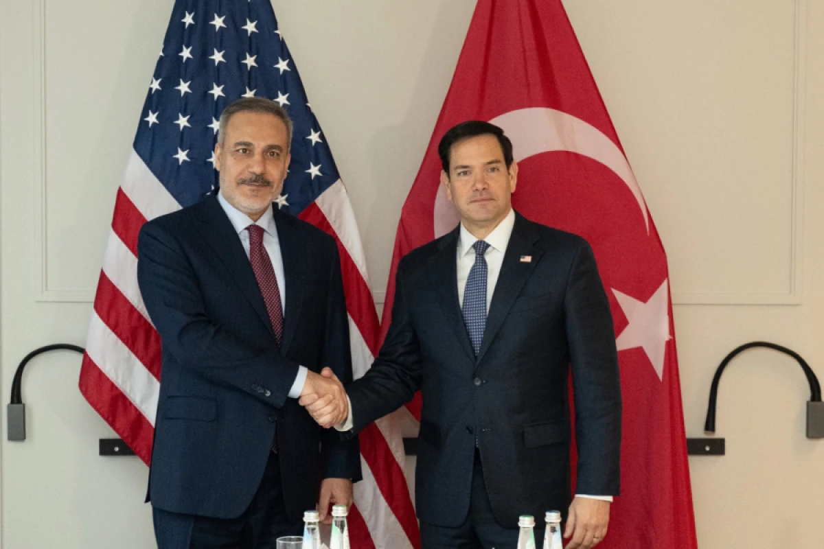 Fidan və Rubio [[İstanbul danışıqlarının nəticələrini]] müzakirə etdilər