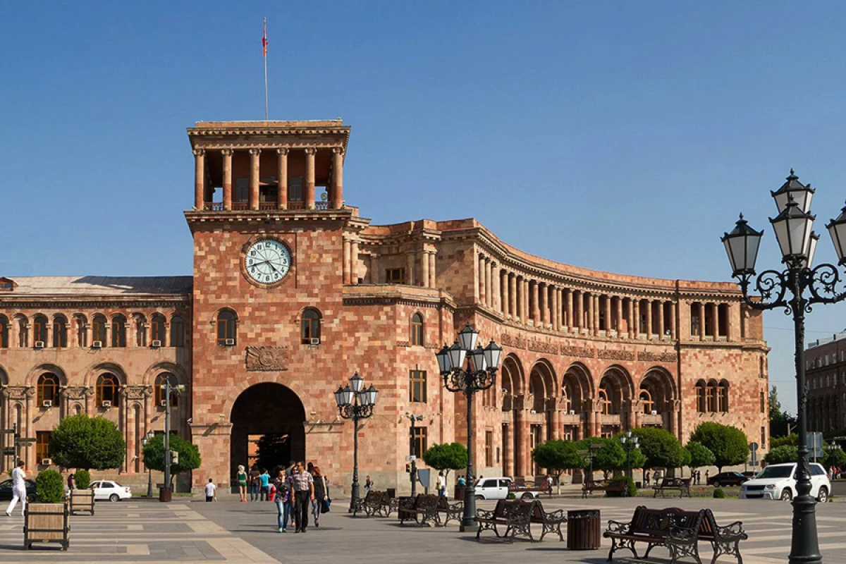 Ermənistan [[Türkiyə və Azərbaycanla sərhədlərin açılması halında]] bütün ssenarilərə hazırdır