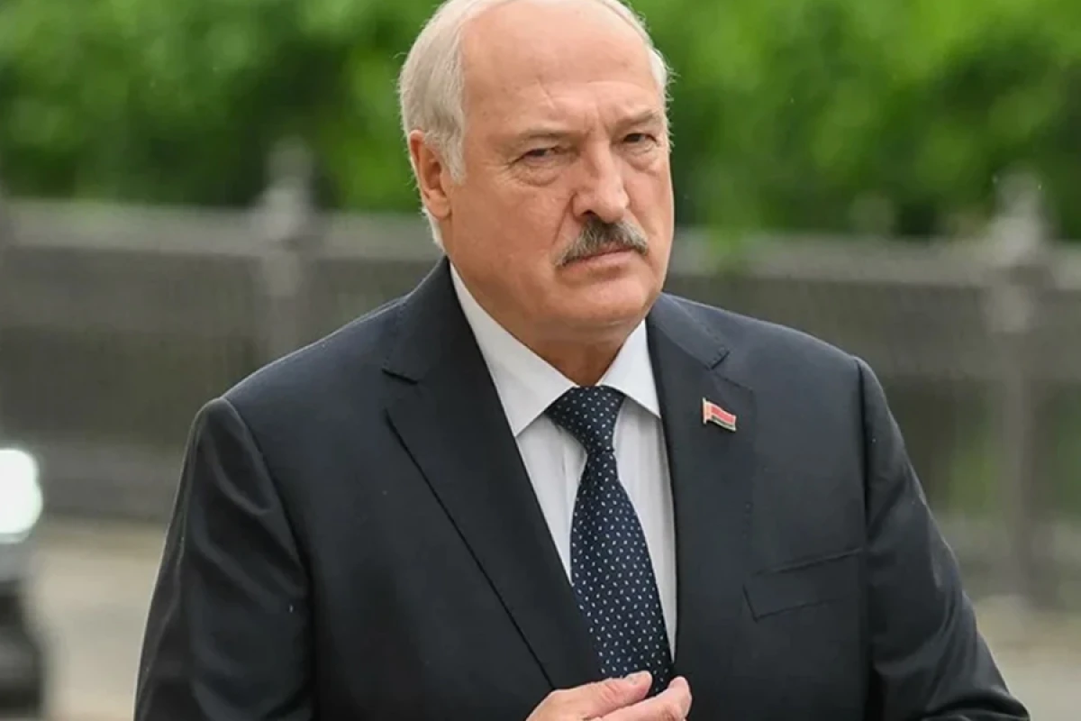[[Lukaşenko:]] "Belarus ətrafında gərgin vəziyyət hökm sürür"