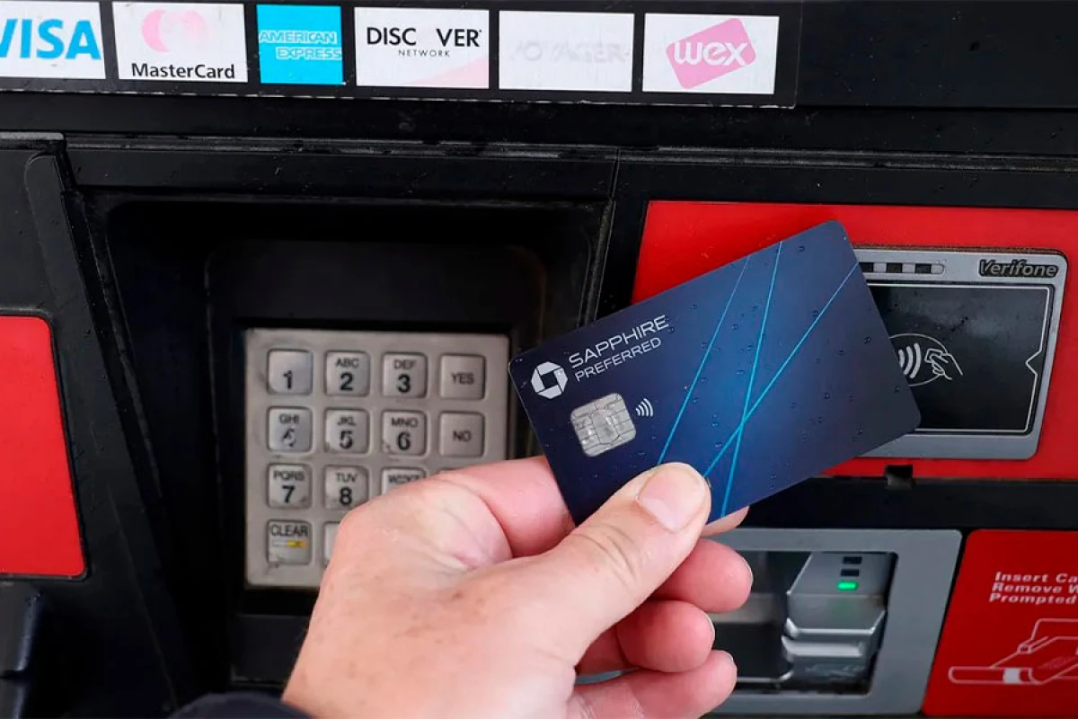 Bank kartlarından [[oğurlanan məbləğ]] açıqlandı