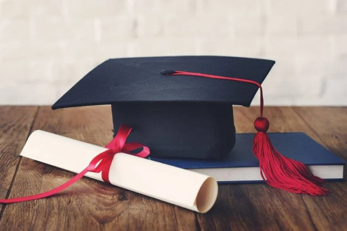 52 nəfərin diplomu tanınmadı