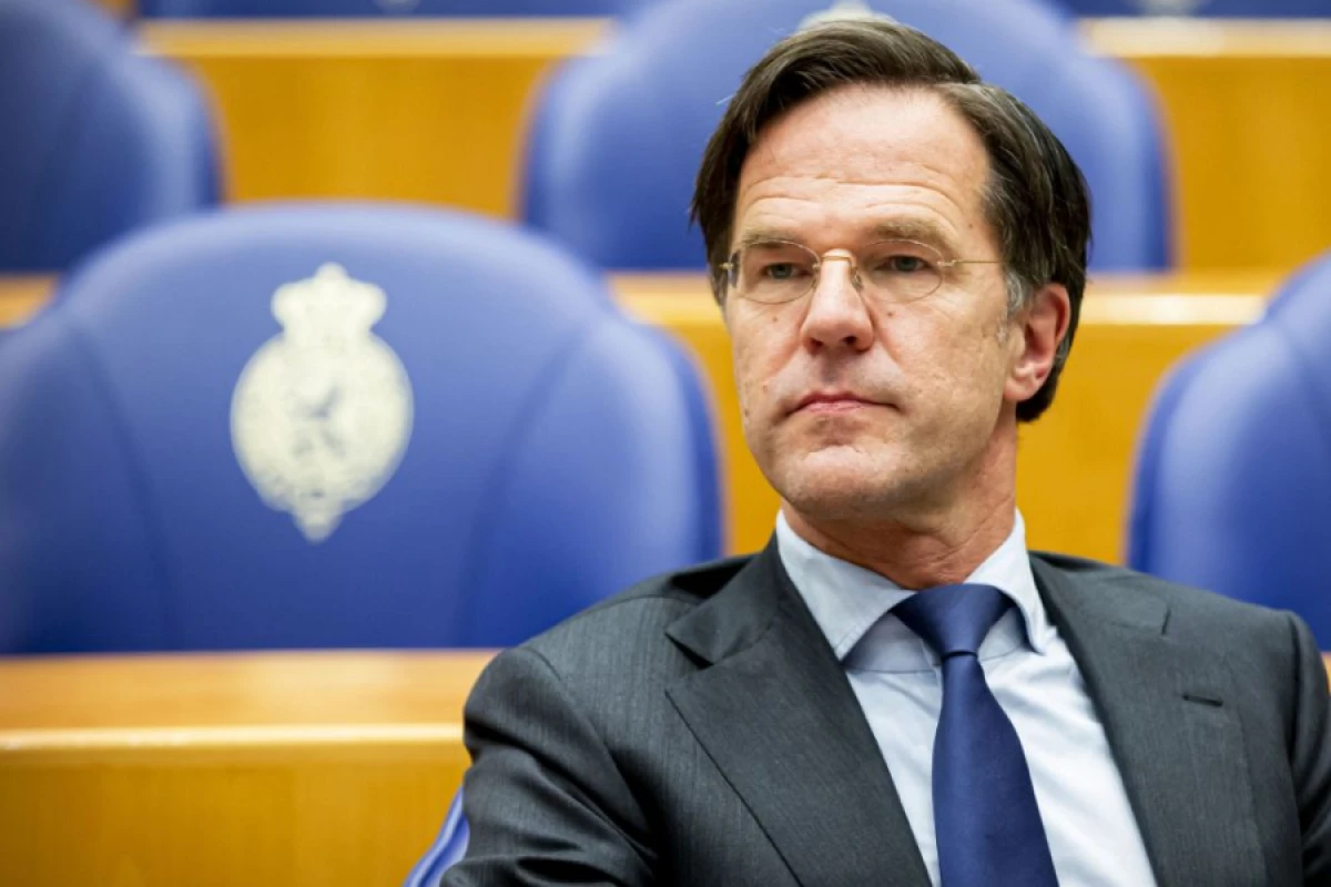 Rutte ABŞ-Rusiya dialoqunun başlanmasını vacib hesab edir