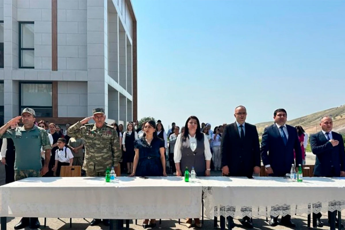 Cəbrayılda [[32 ildən sonra]] ilk dəfə “Son zəng” çalındı