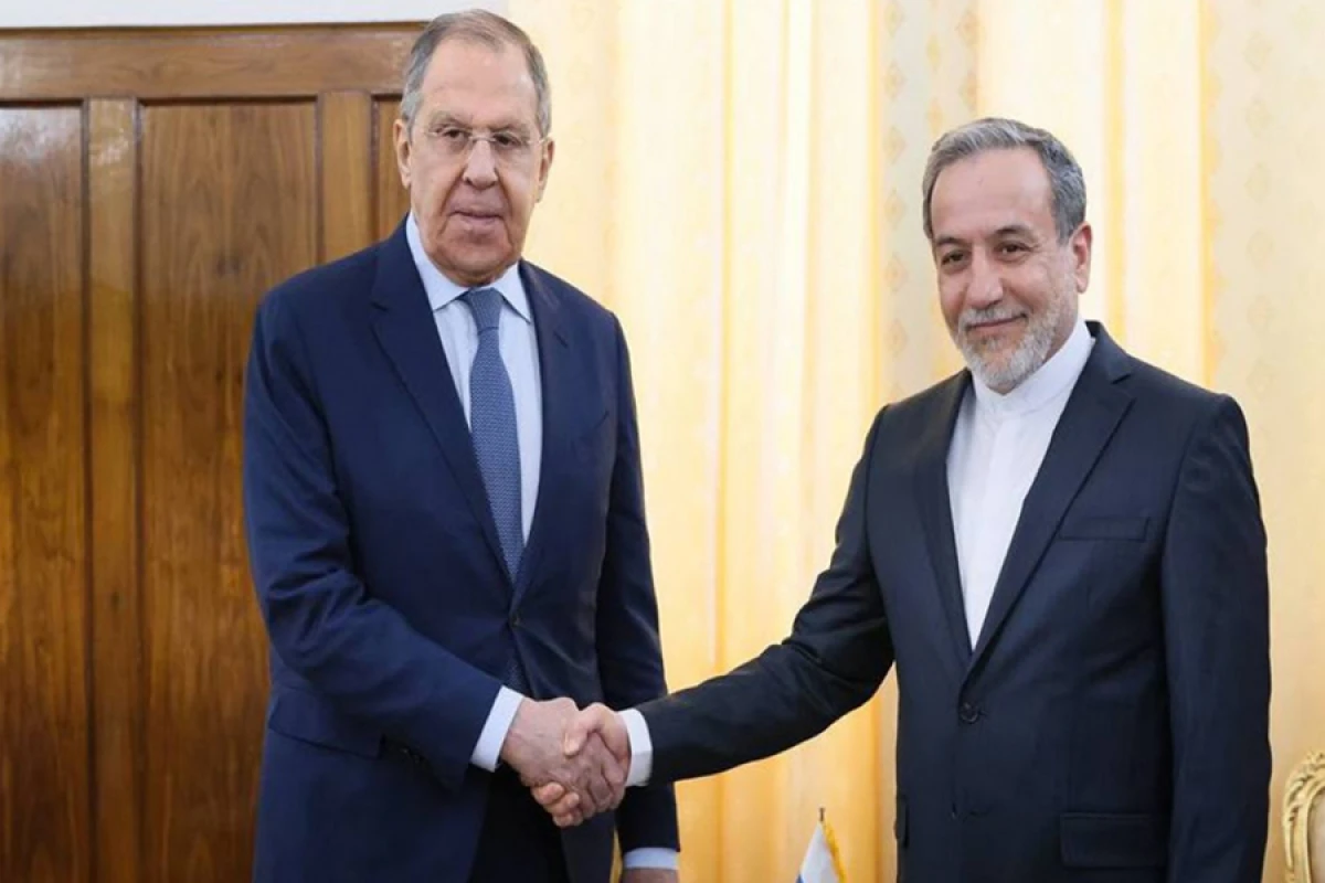 [[Lavrov Əraqçi]] ilə İran-İsrail münaqişəsini müzakirə etdi