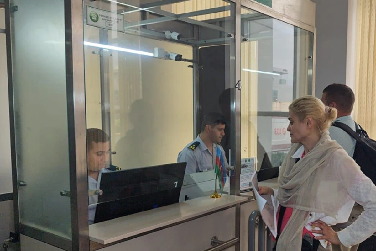 Belarus vətəndaşları Azərbaycan sərhədindən keçərək İrandan təxliyə olundular