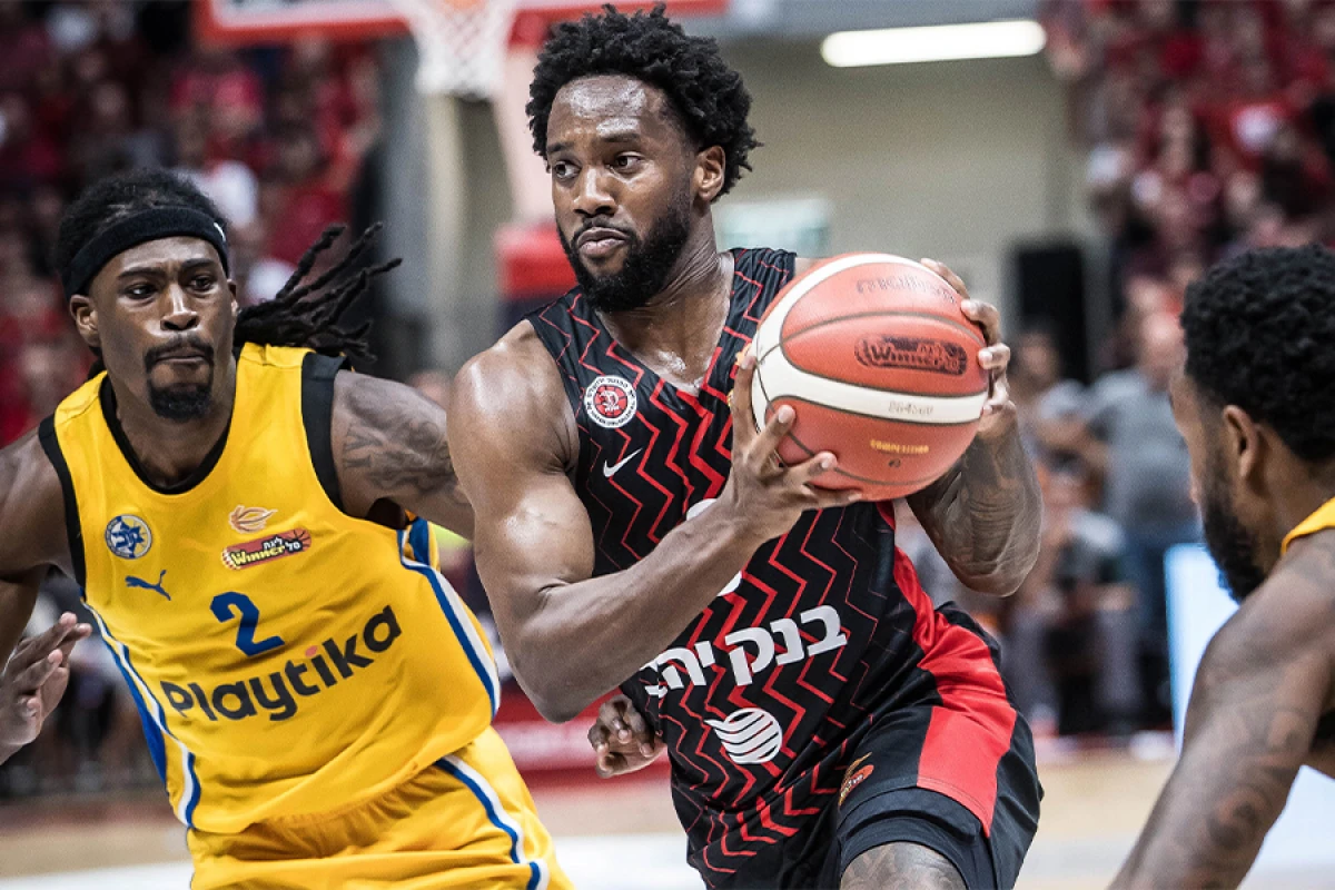 İsrail basketbol çempionatı [[yarımçıq]] dayandırıldı