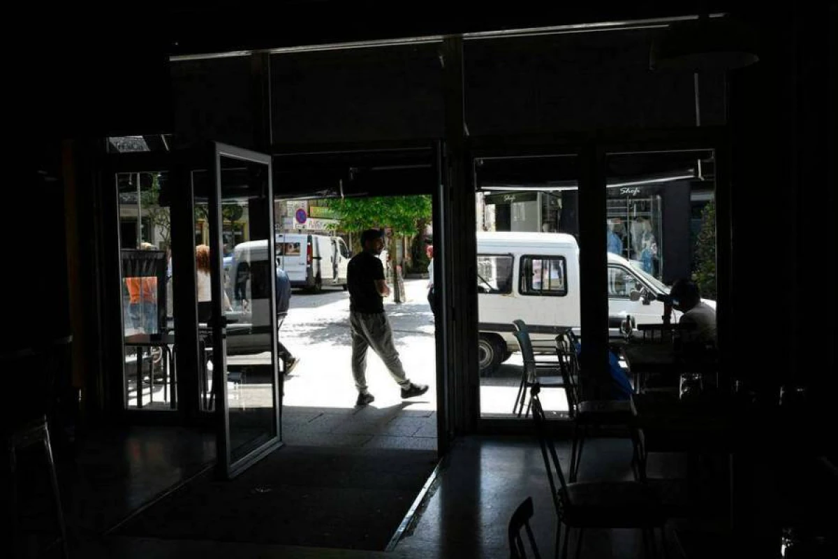 İspaniyada genişmiqyaslı elektrik kəsintisinin səbəbi açıqlandı