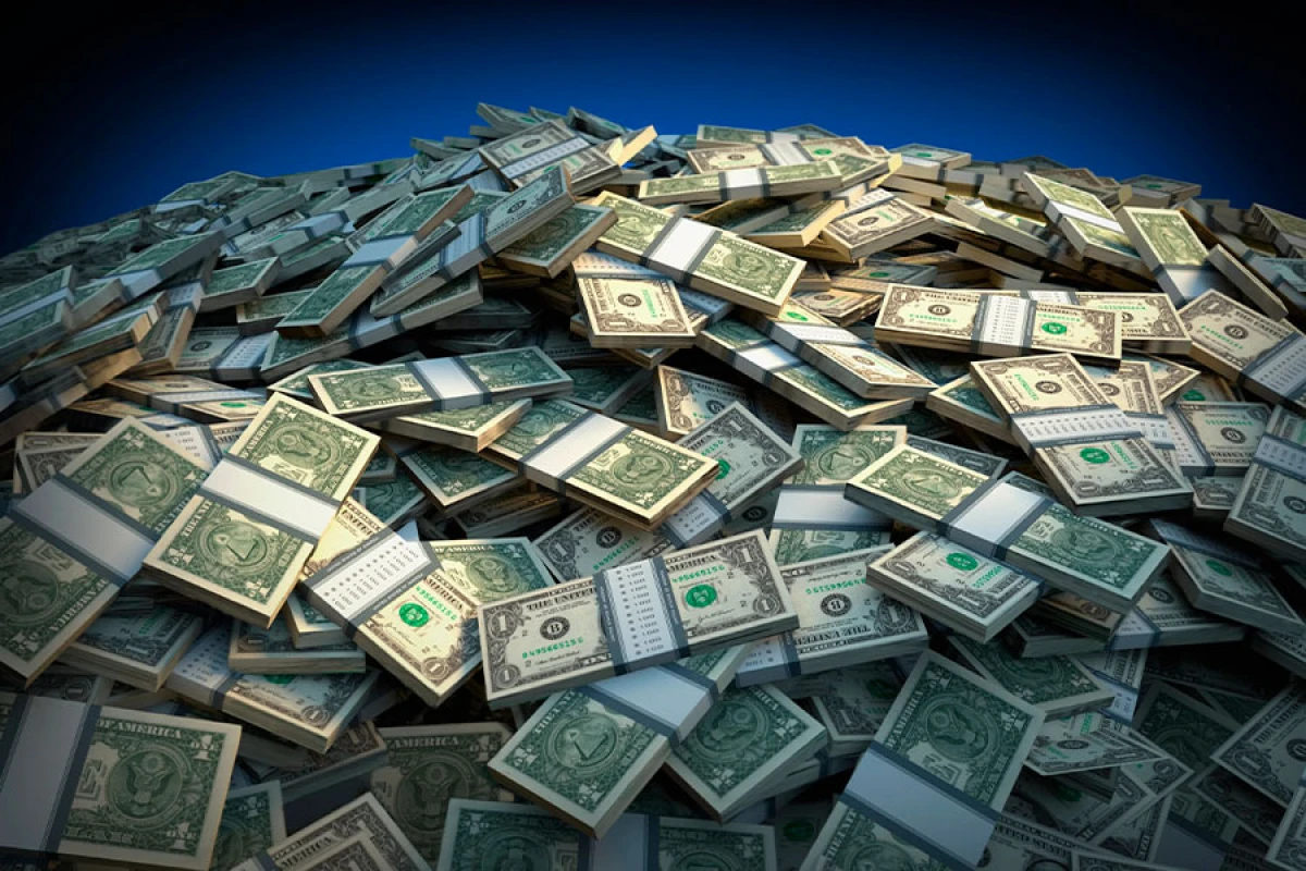 Xalis maliyyə öhdəlikləri [[45 milyon dollar]] azaldı