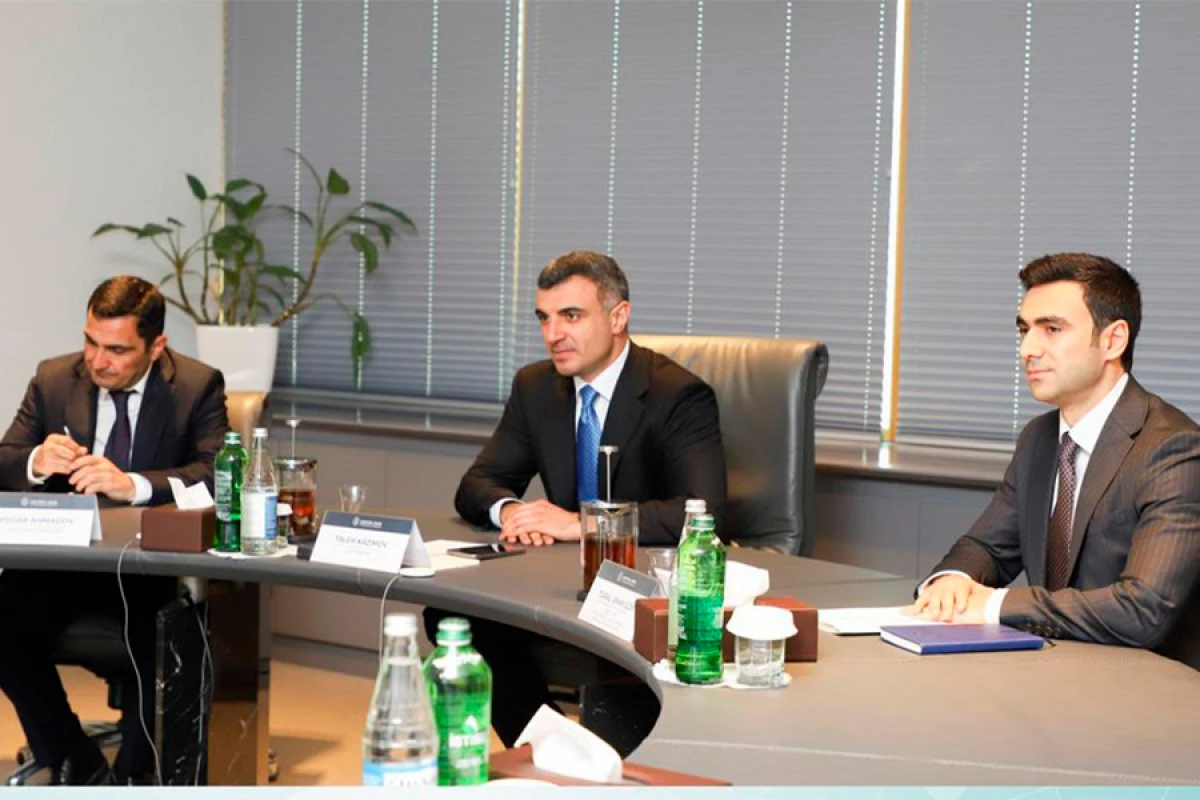 [[AMB və Dünya Bankı]] müzakirələr apardı
