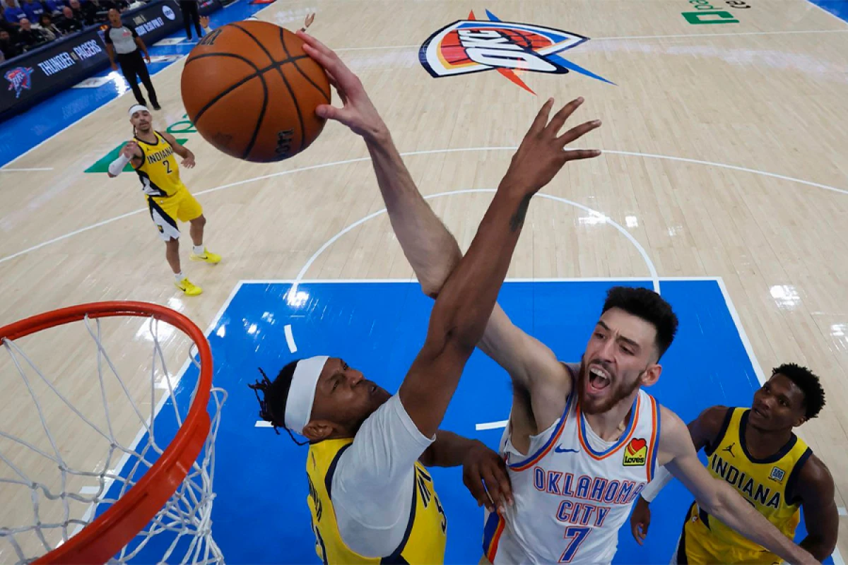 NBA-da [[pley-off həyəcanı]] davam edir
