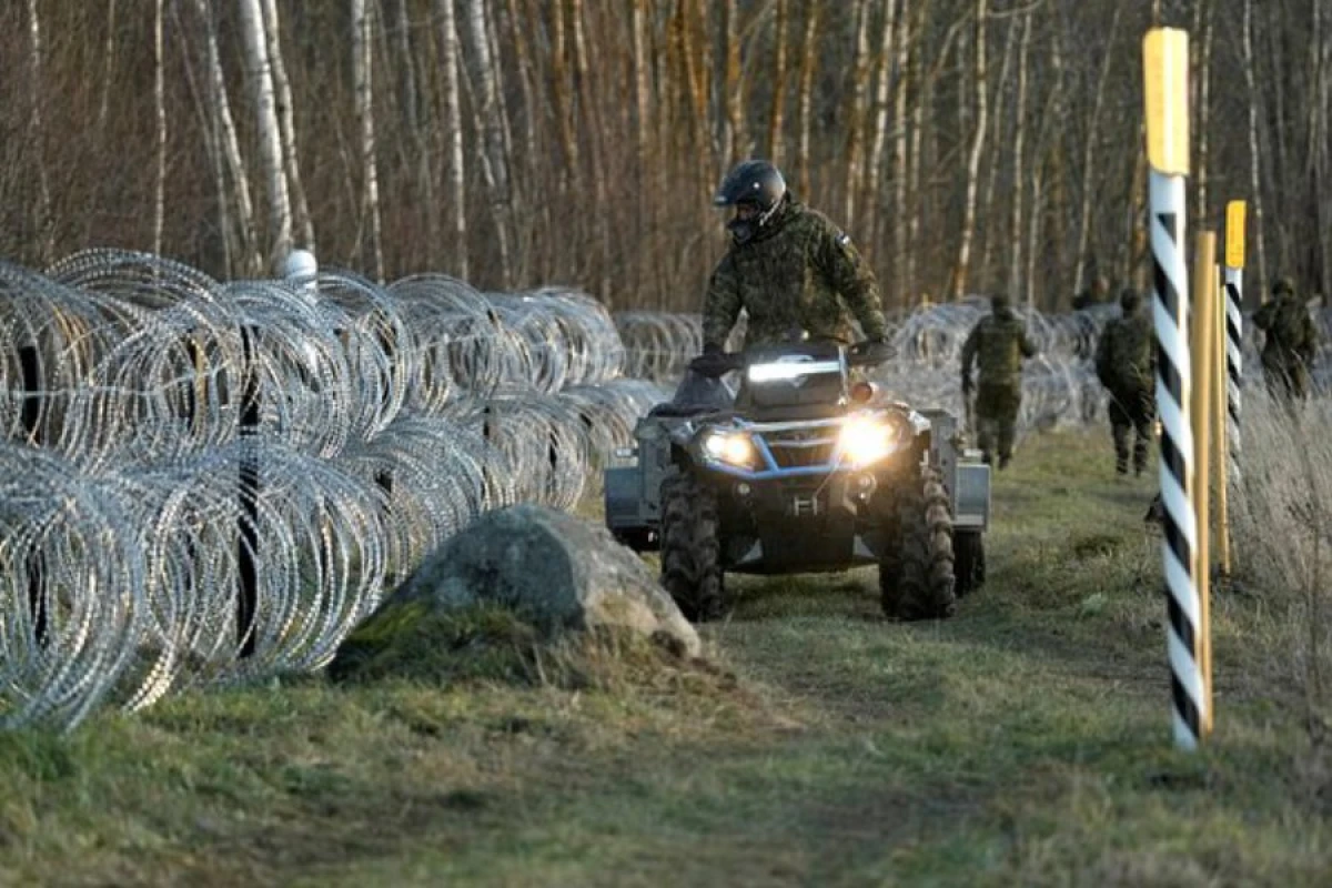 Estoniya Rusiya ilə sərhəddə [[müdafiə xətti]] qurur