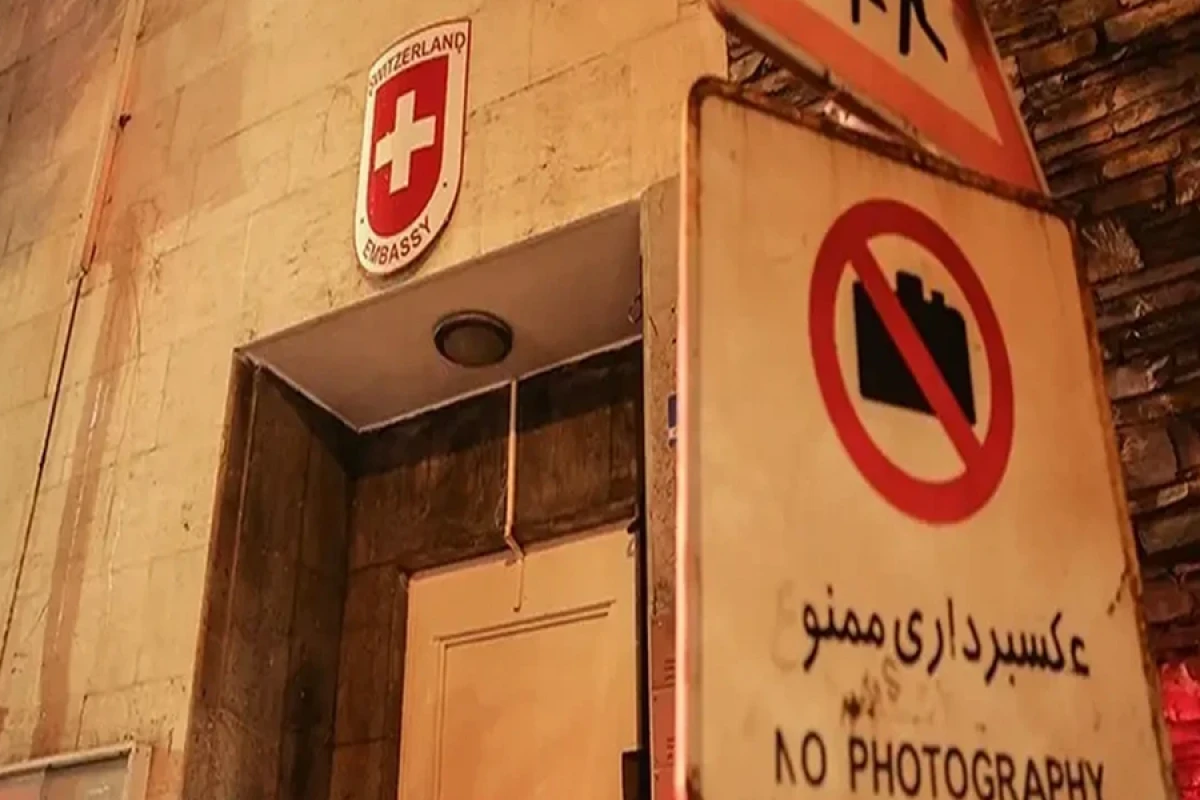İsveçrə səfiri və səfirliyin əməkdaşları Tehranı tərk edərək Azərbaycana gəldilər
