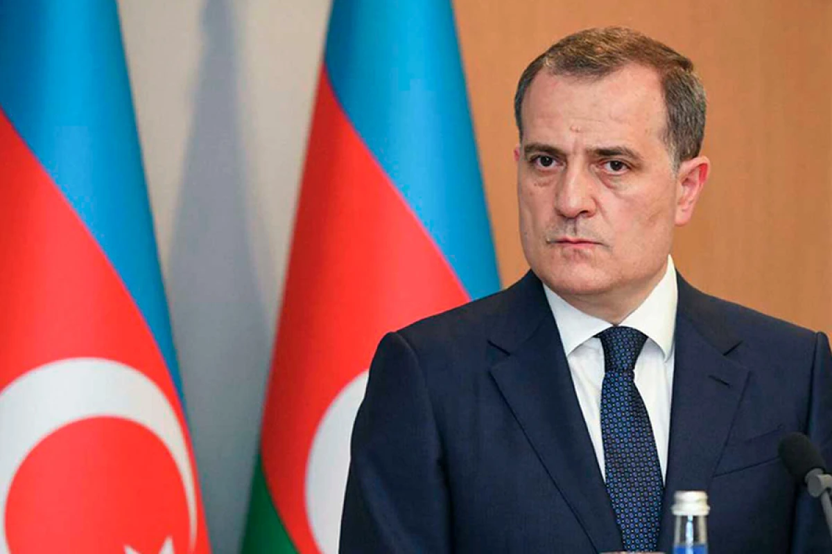 [[Ceyhun Bayramov]] İƏT-in Nazirlər Şurasının fövqəladə iclasında çıxış etdi