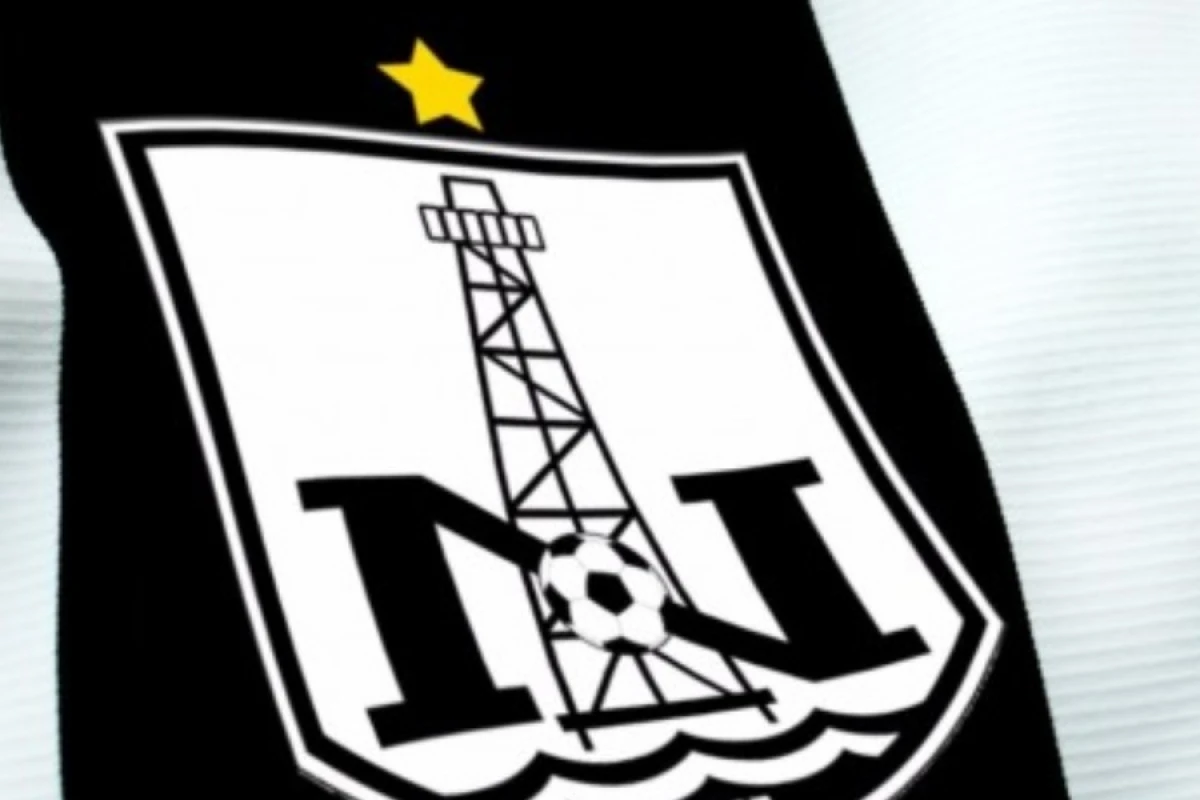 "Neftçi"dən [[iki transfer]]