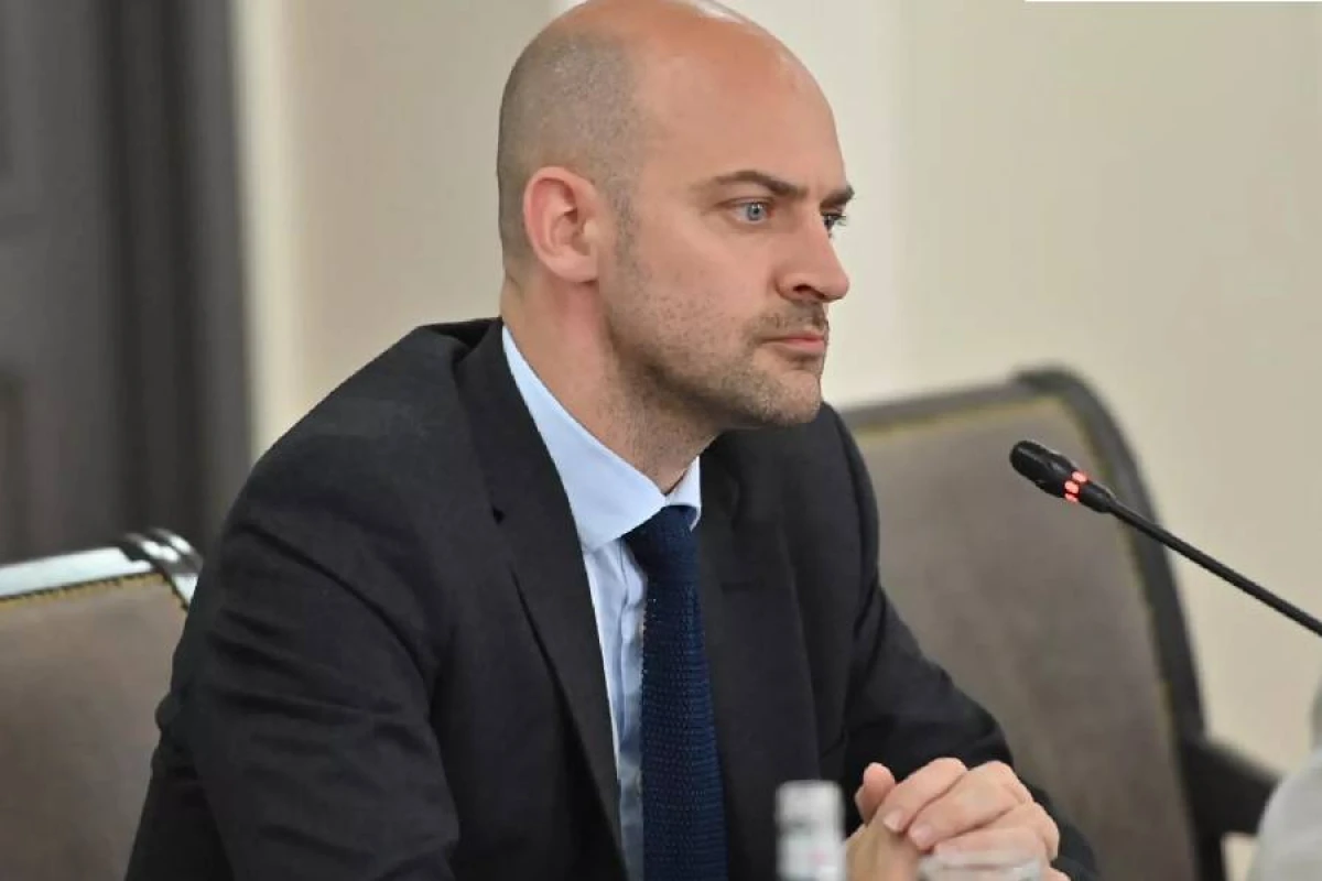 [[Fransa XİN rəhbəri:]] “Aİ Rusiyaya üç ilin ən sərt sanksiyalarını tətbiq edəcək”