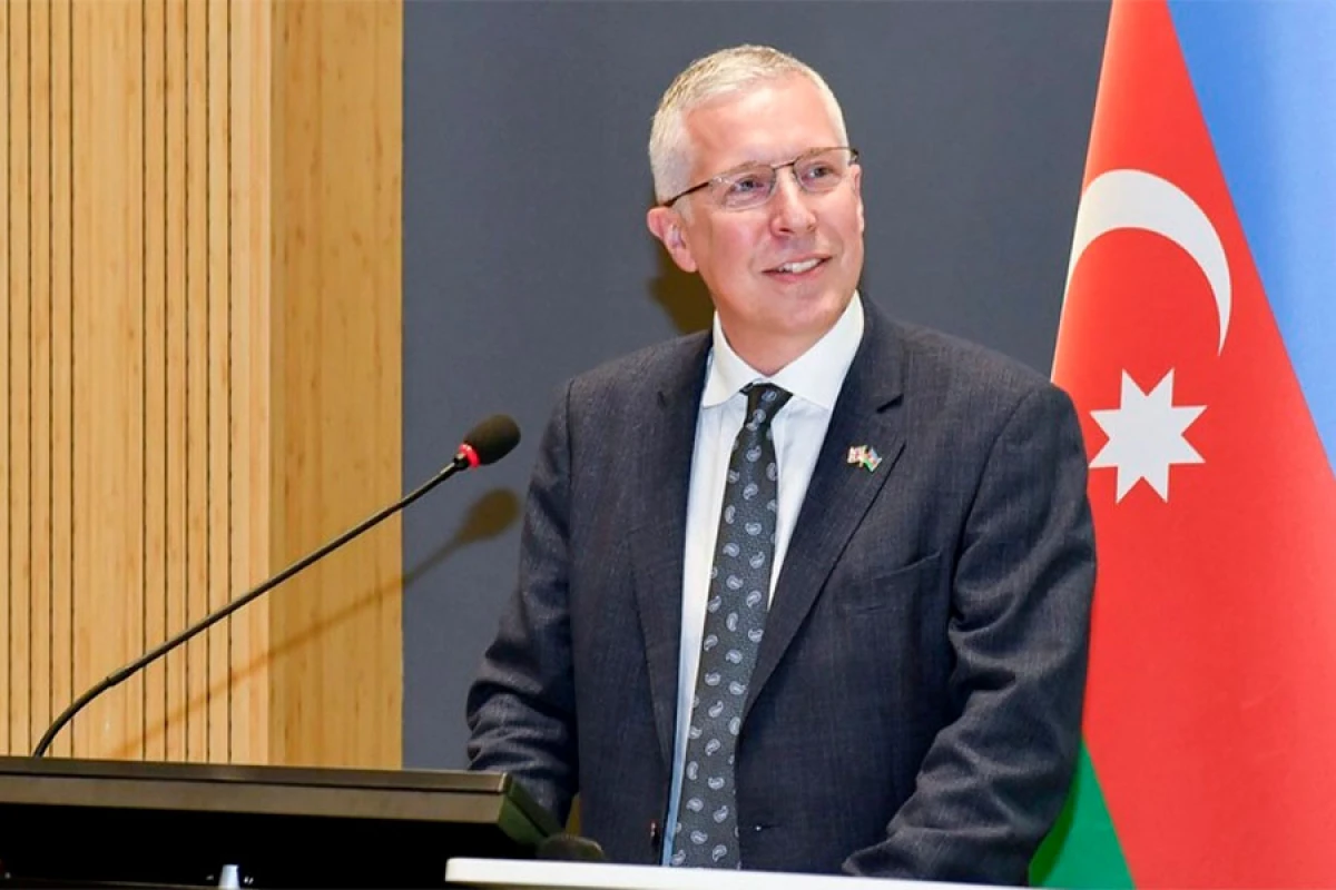 Britaniya səfiri Rusiyada [[azərbaycanlılara qarşı baş verənlərə]] görə başsağlığı verdi
