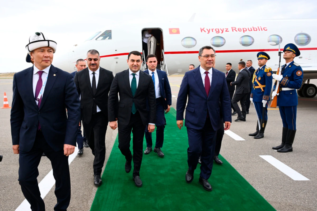 [[Qırğızıstan Prezidenti Sadır Japarov]] Azərbaycana səfərə gəldi