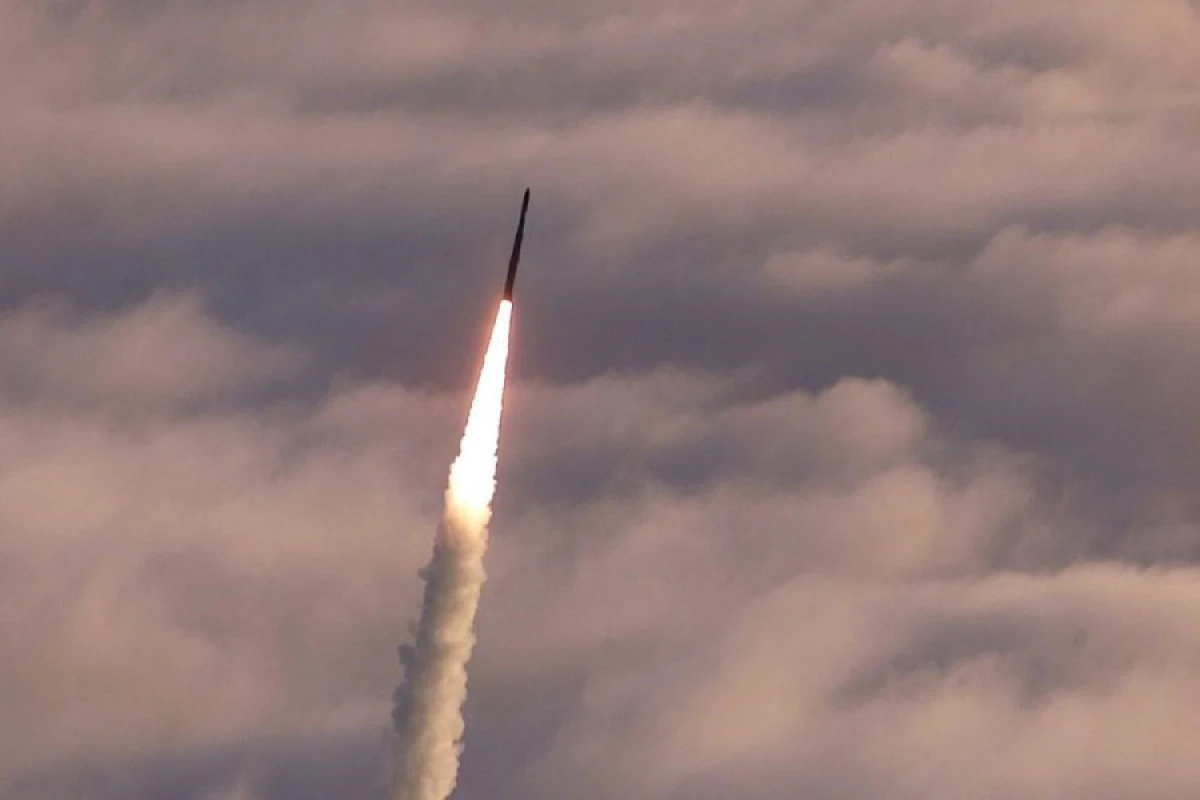 İsrail Yəmənin raketini [[zərərsizləşdirdi]]