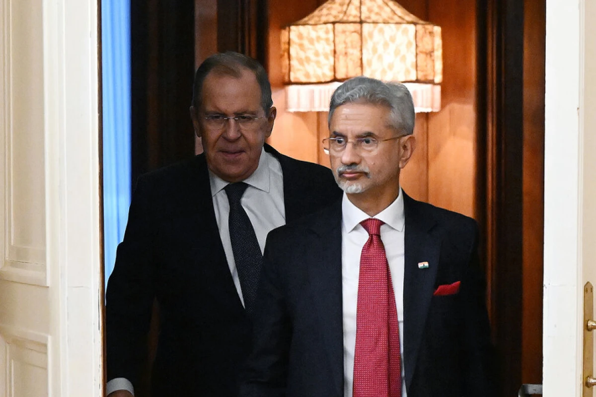 Lavrov Hindistanın xarici işlər naziri ilə görüşdü