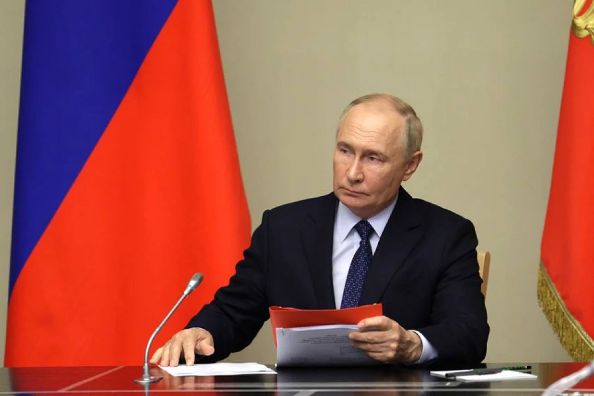 Putin imzaladı: [[Vətəndaşlığı olmayanlar hərbi xidmətə cəlb ediləcək]]