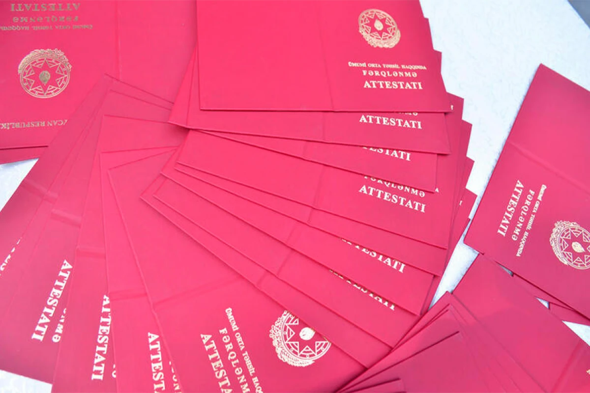 Məktəbi [[fərqlənmə attestatı ilə bitirən]] şagirdlərin sayı açıqlandı