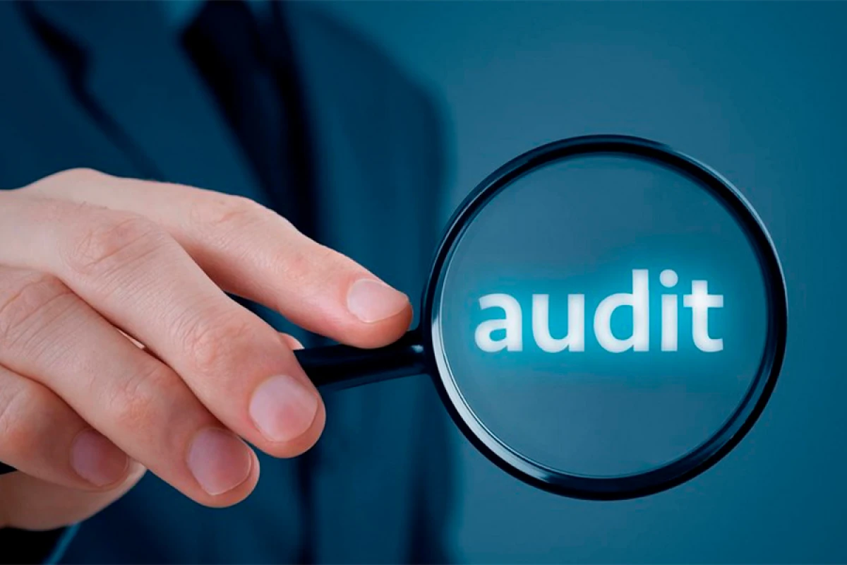 Daha iki audit şirkətinə [[müddətli lisenziya]] verildi