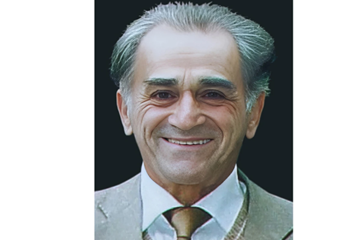 Professor [[Mirzə Qurbanov]] vəfat etdi