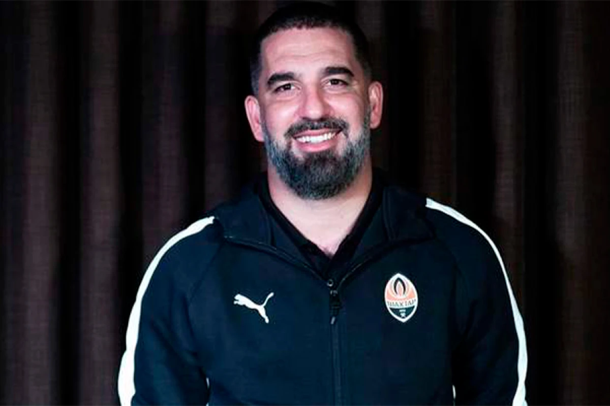 Arda Turan [["Şaxtyor"da işinə]] rekord ilə başladı