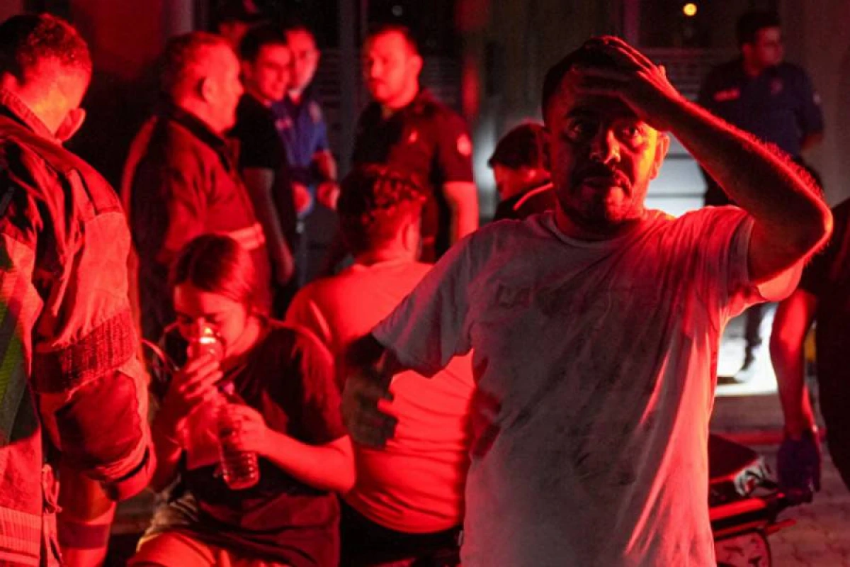 [[Ankarada yanğın:]] Biri körpə olmaqla 3 nəfər həyatını itirdi