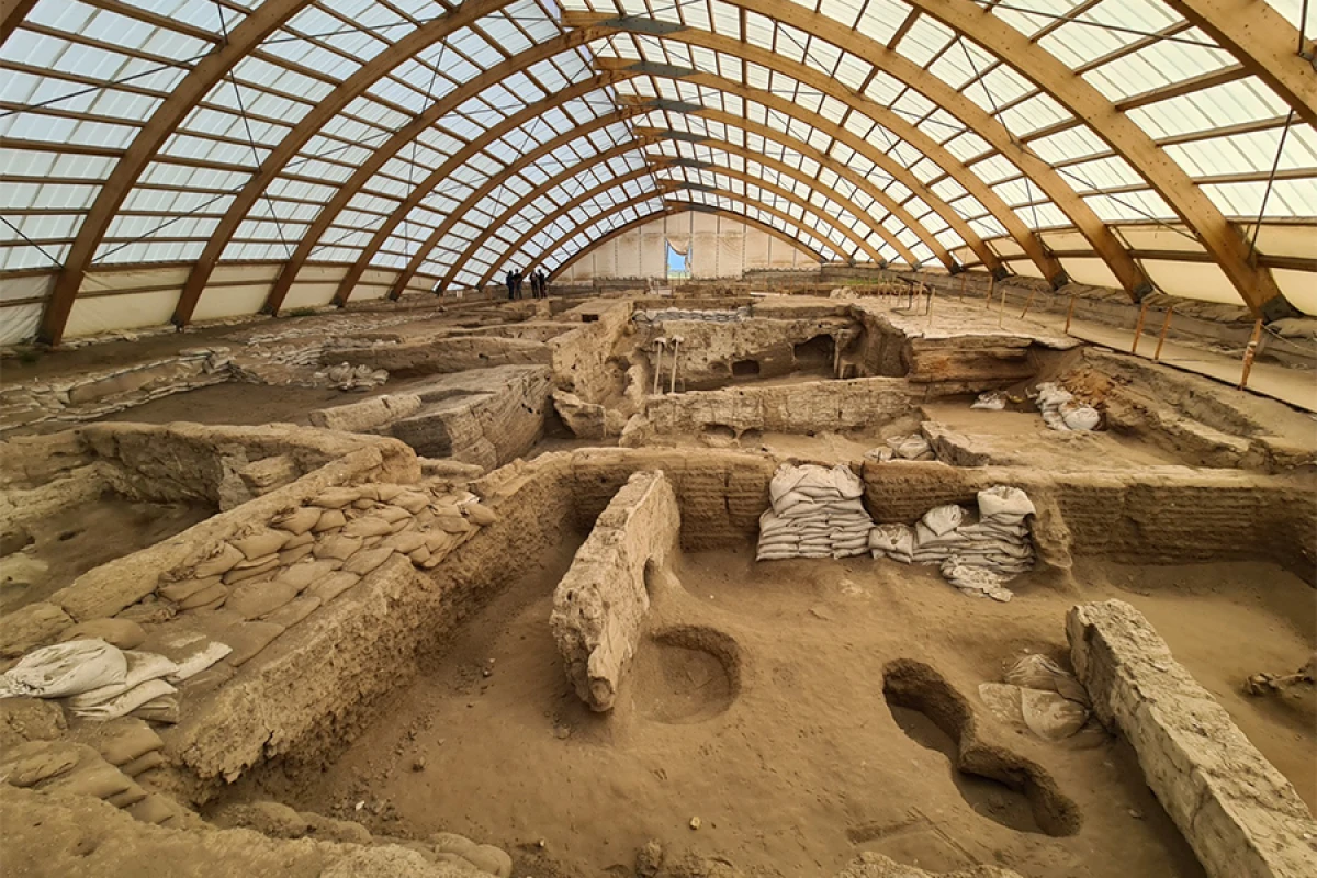 Türkiyənin Neolitik [[Çatalhöyük şəhərində qadın mərkəzli cəmiyyətin olduğu]] aşkarlandı
