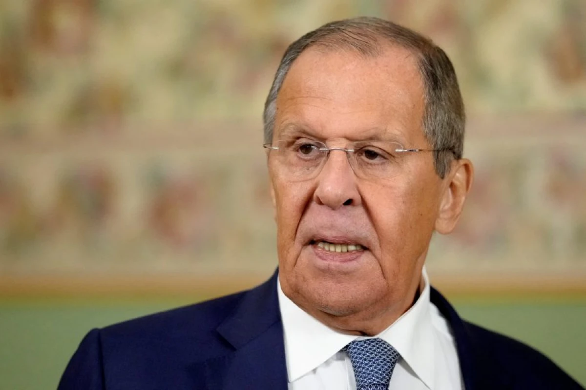 [[Lavrov:]] "Tramp sözünün üstündə dura bilmir"