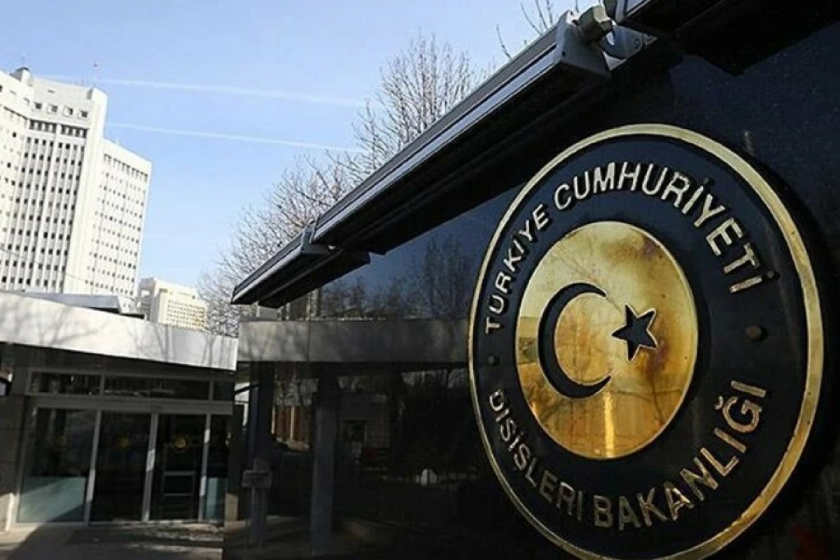 Türkiyə [[İsrailin Suriyaya hücumunu]] qınayır
