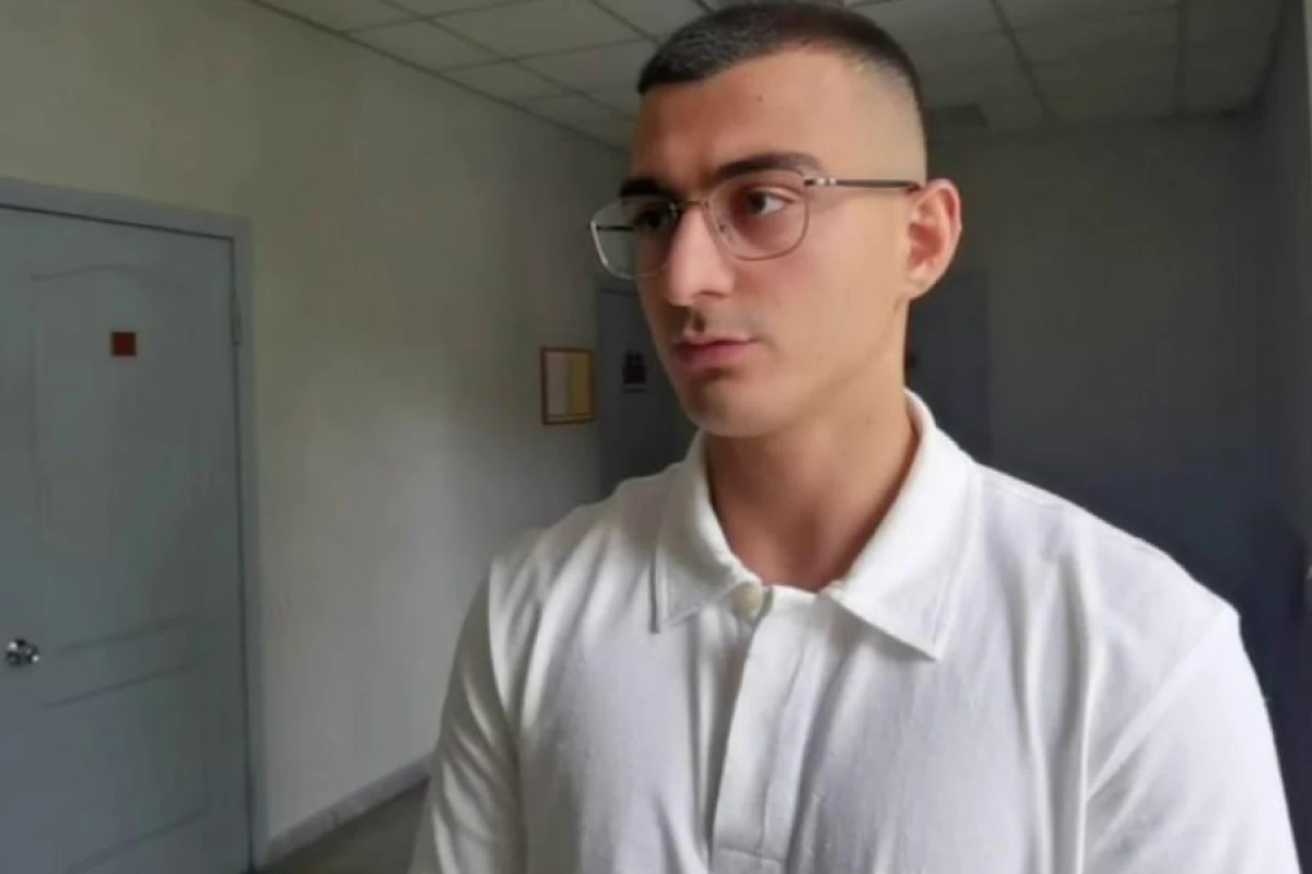 [[Azərbaycan diaspor]] rəhbərinin oğlu iki aylıq həbs edildi