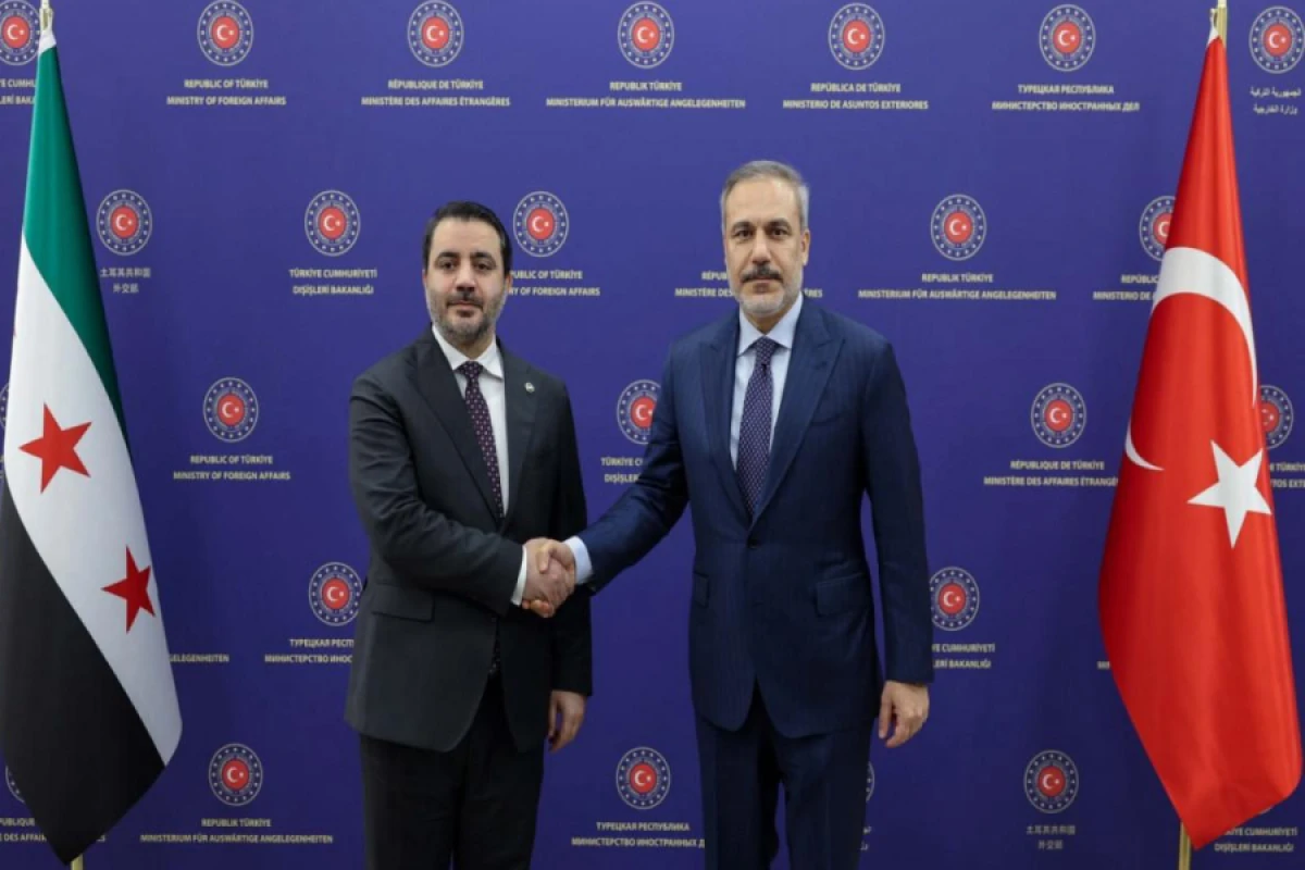 Hakan Fidan suriyalı həmkarı ilə İsrailin hücumlarını [[müzakirə etdi]]