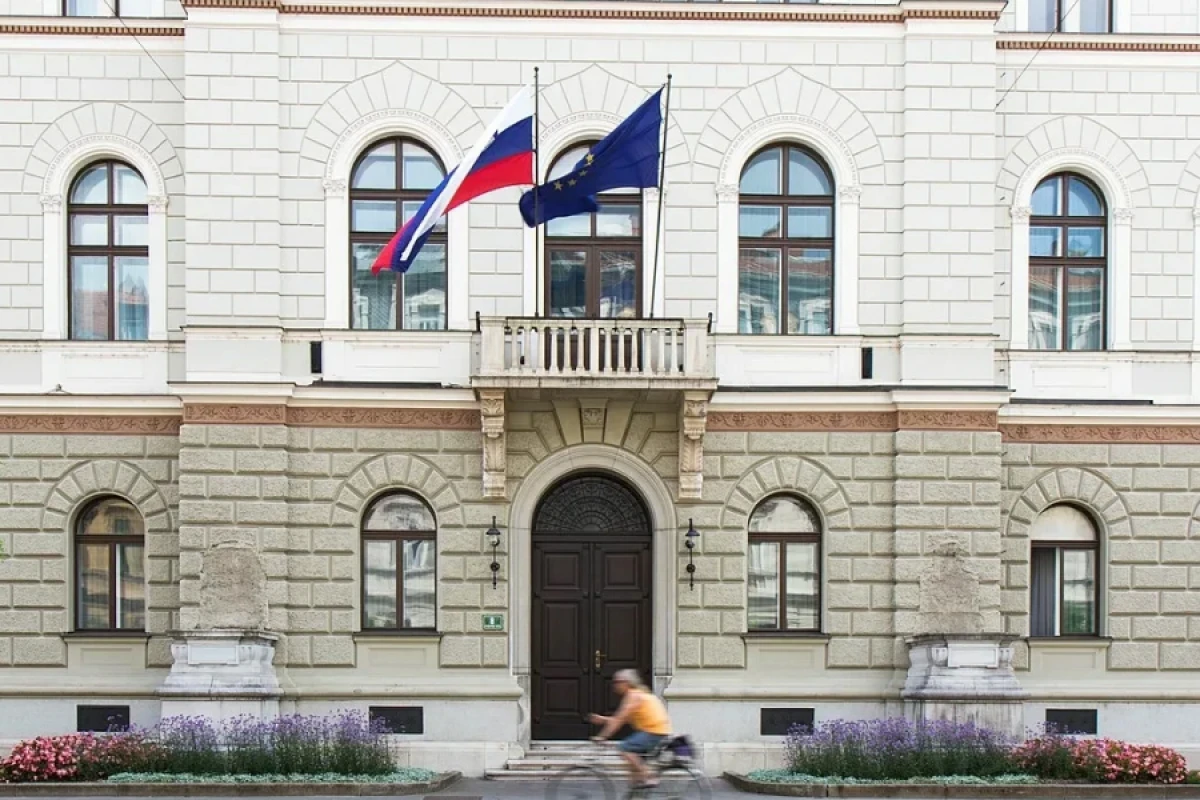 Sloveniya iki israilli naziri [[“persona non qrata”]] elan etdi