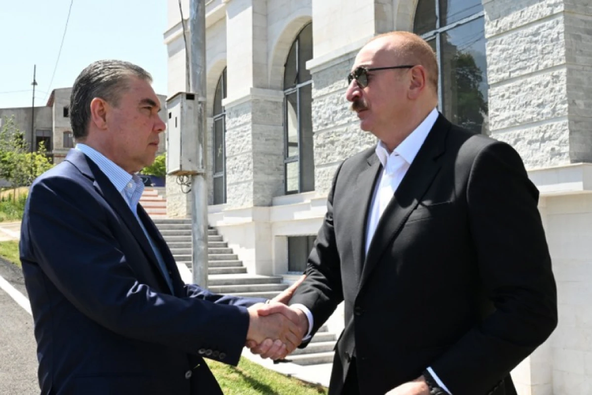 İlham Əliyev Qurbanqulu Berdiməhəmmədovun səfəri ilə bağlı paylaşım etdi