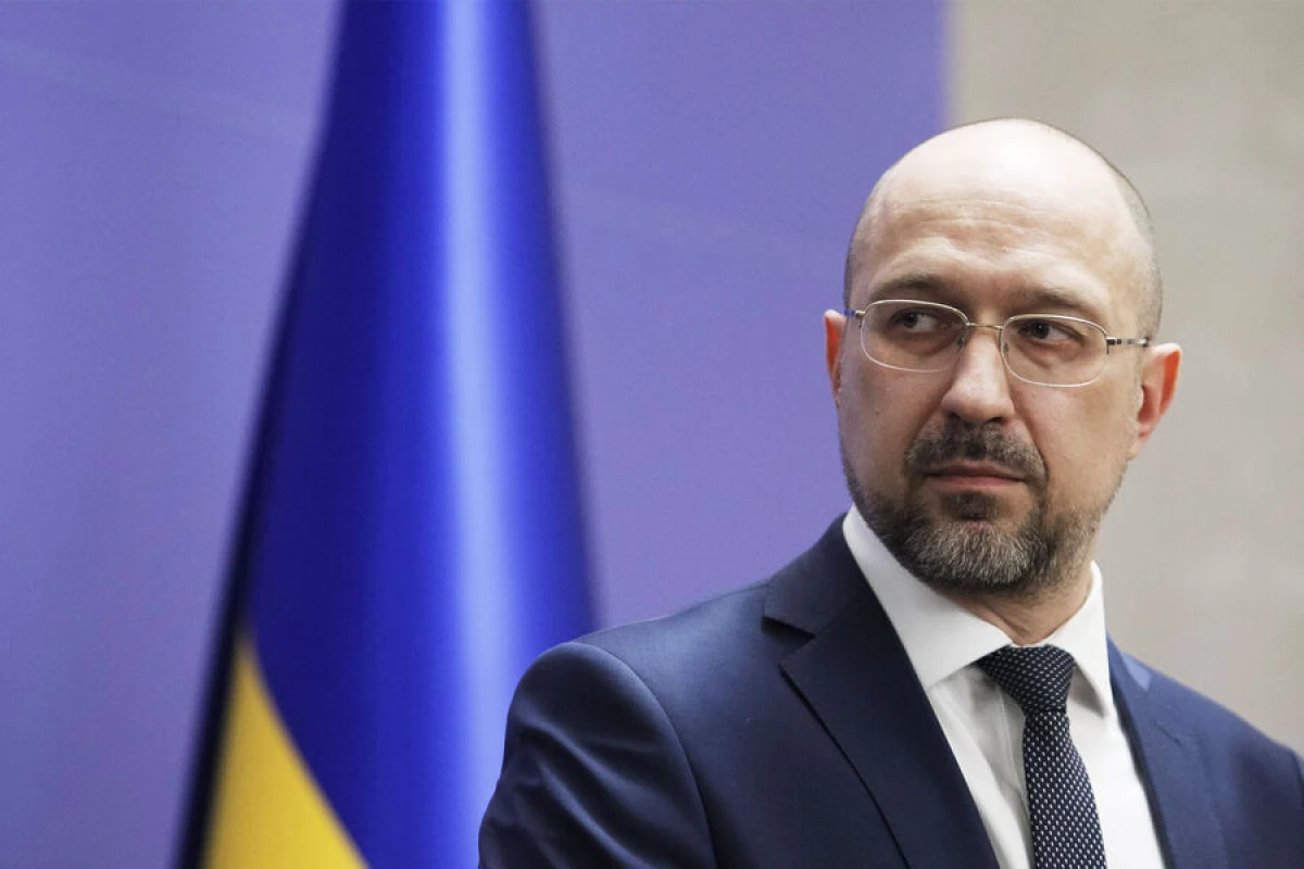 Putin Sergey Verşininin dövlət xidmətinin müddətini [[uzatdı]]