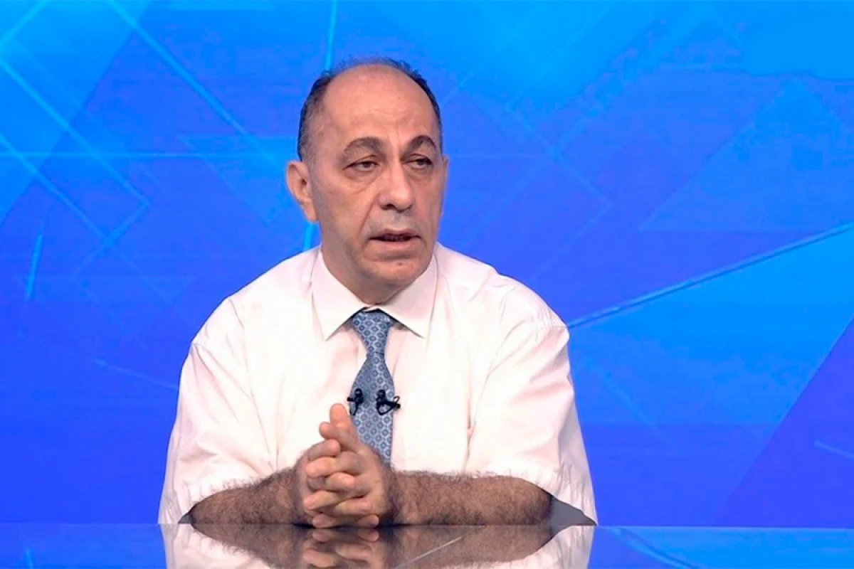 “Azərbaycanda həkim etikası yoxdur” [[– Professor qəzəbləndi]]