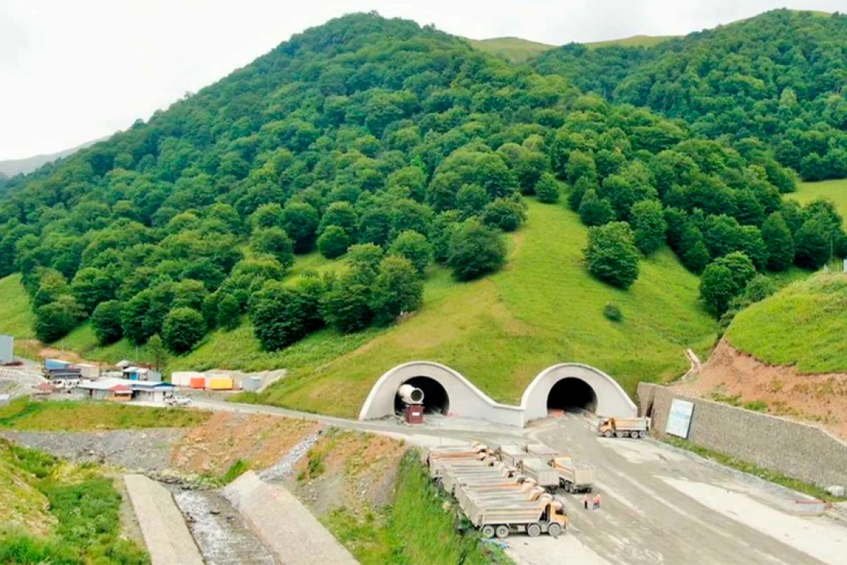 [[Toğanalı-Kəlbəcər-İstisu]] avtomobil yolunun tikintisi 85 % icra edildi
