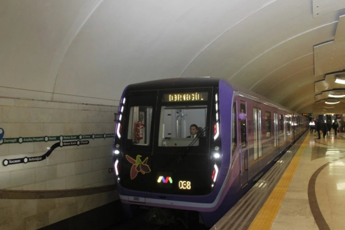 [[Bakı metrosunda]] qatarların hərəkət vaxtı uzadılacaq