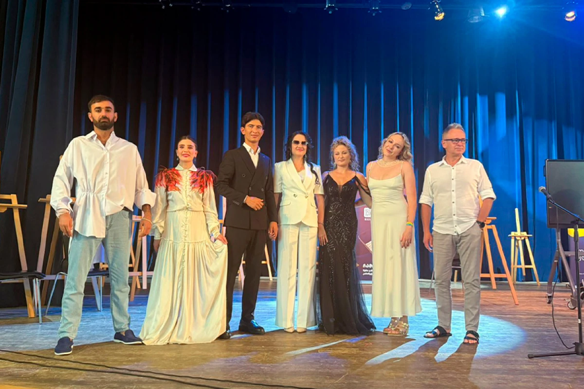 Əlilliyi olan gənclərimiz [[beynəlxalq musiqi festivalında]] uğur qazandılar