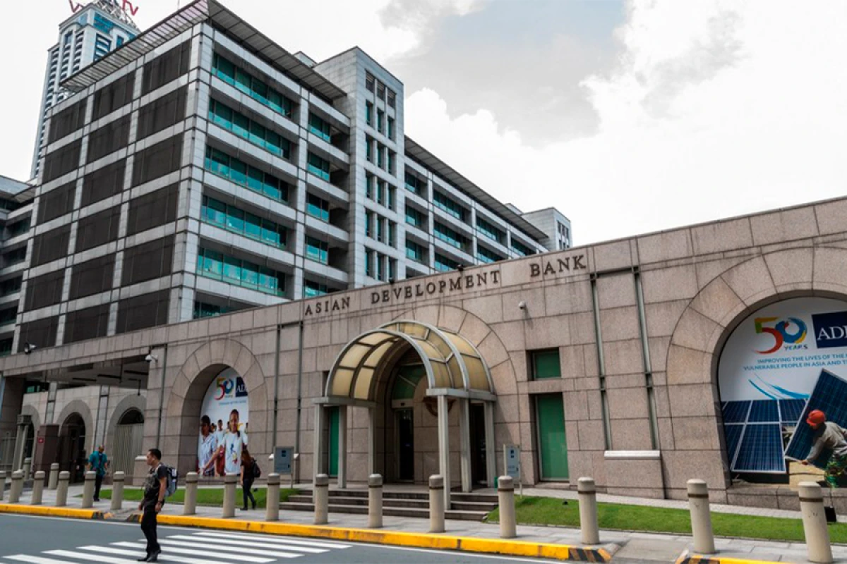 ADB Azərbaycan üçün [[yeni strateji əməkdaşlıq planını]] təsdiqlədi