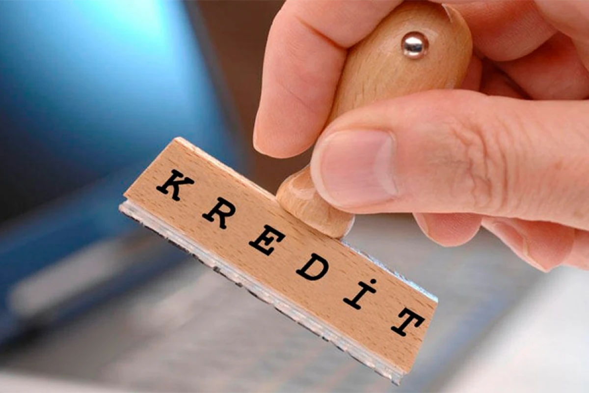 Biznes kreditlərinin [[46 %-i]] tam təminatlıdır