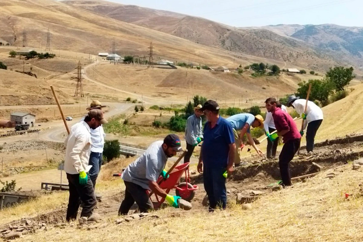 Yardımlıda [[qədim dövrə aid]] əşyalar tapıldı